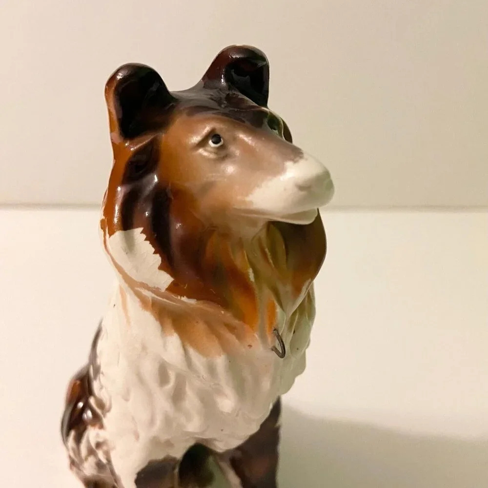 Vintage Collie Porcelain Dog Figurine Lassie Giftcraft 5.5 Inch Tall Figure